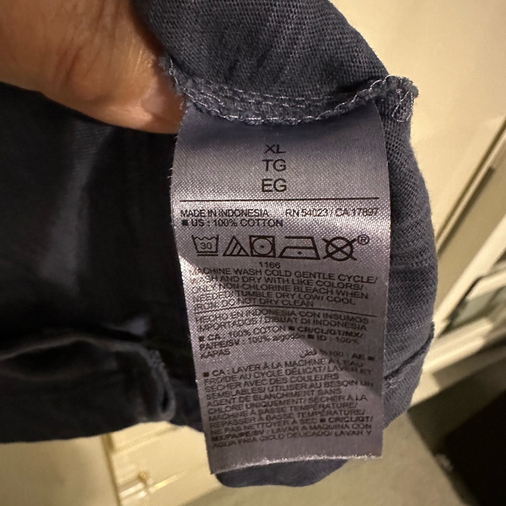 Old Navy cotton top - Picture 2 of 5